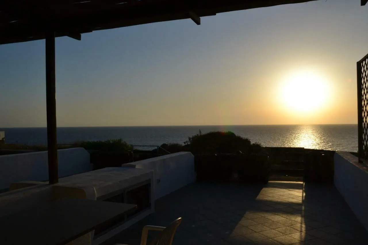 Dammusi Della Perla Nera Villa Pantelleria Island 0*,