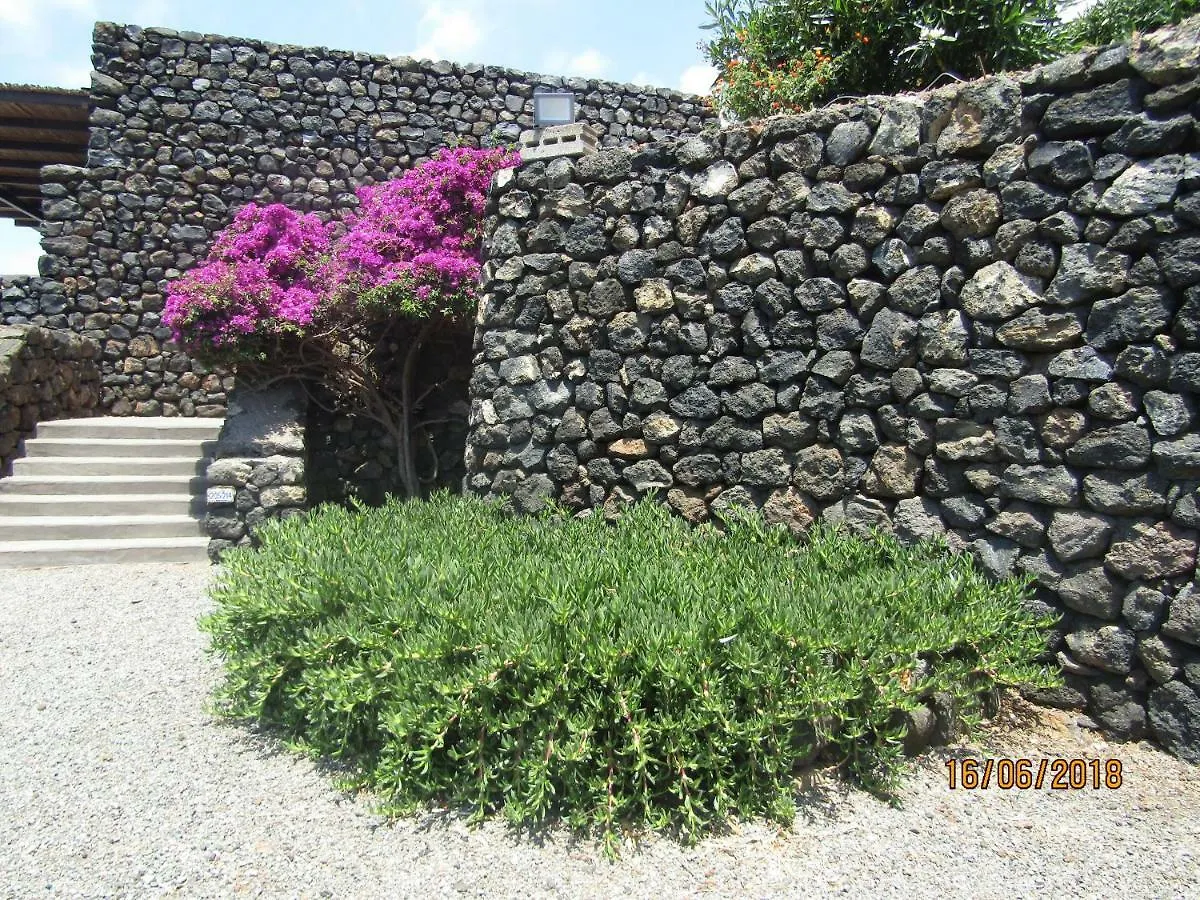 Dammusi Della Perla Nera Villa Pantelleria Island Holiday home
